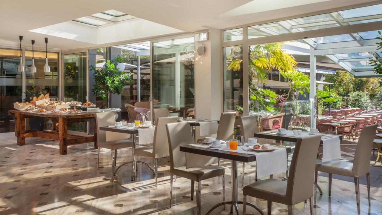Hotel Continental - Tonelli Hotels Torbole Sul Garda Exterior photo